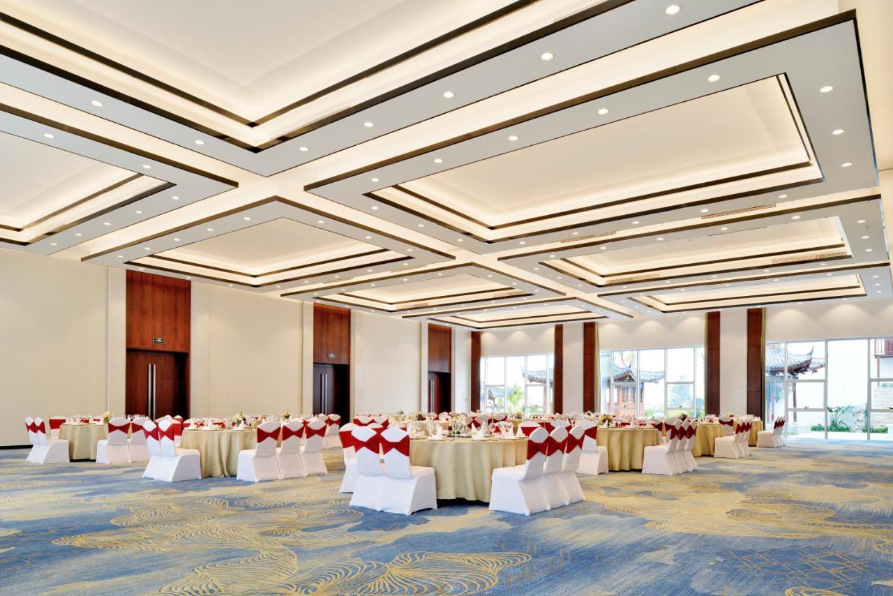 Palace Resort Yalong Bay Sanya Exteriör bild